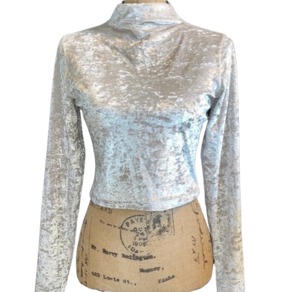 lululemon athletica Tops - Lululemon long sleeve All Aligned, Crushed Velvet silver/white.